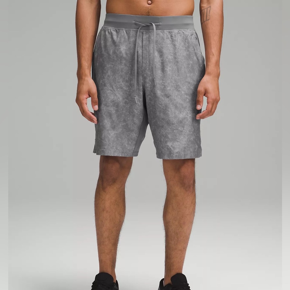 Lulu Lemon T.H.E. Linerless Short 9” Gravel Dust Asphalt Grey